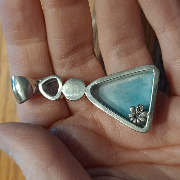 Marahlago Larimar, Pearl and Blue Topaz Sterling Silver Pendant - Picture 4 of 5